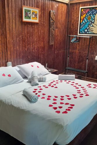 amazon-village-jungle-lodge-the-lodge-bungalow-9